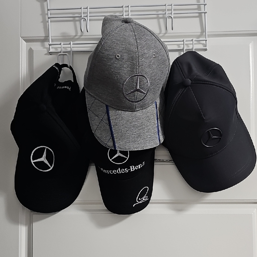 Never Worn unisex ajustable Mercedes-Benz Logo Caps Set
